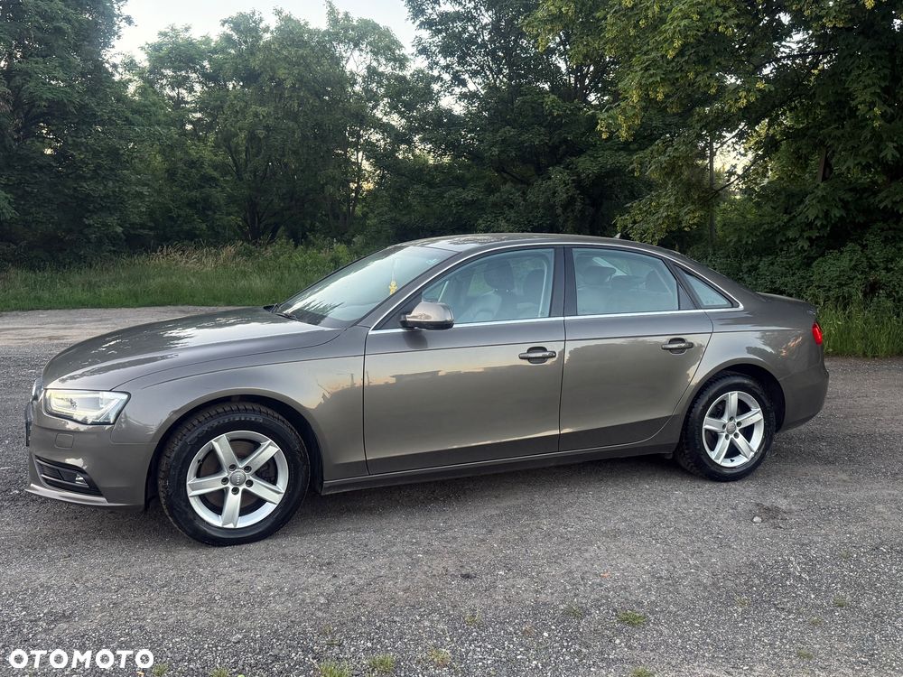 Audi A4 Limousine 2.0 TDI DPF multitronic Attraction - 12