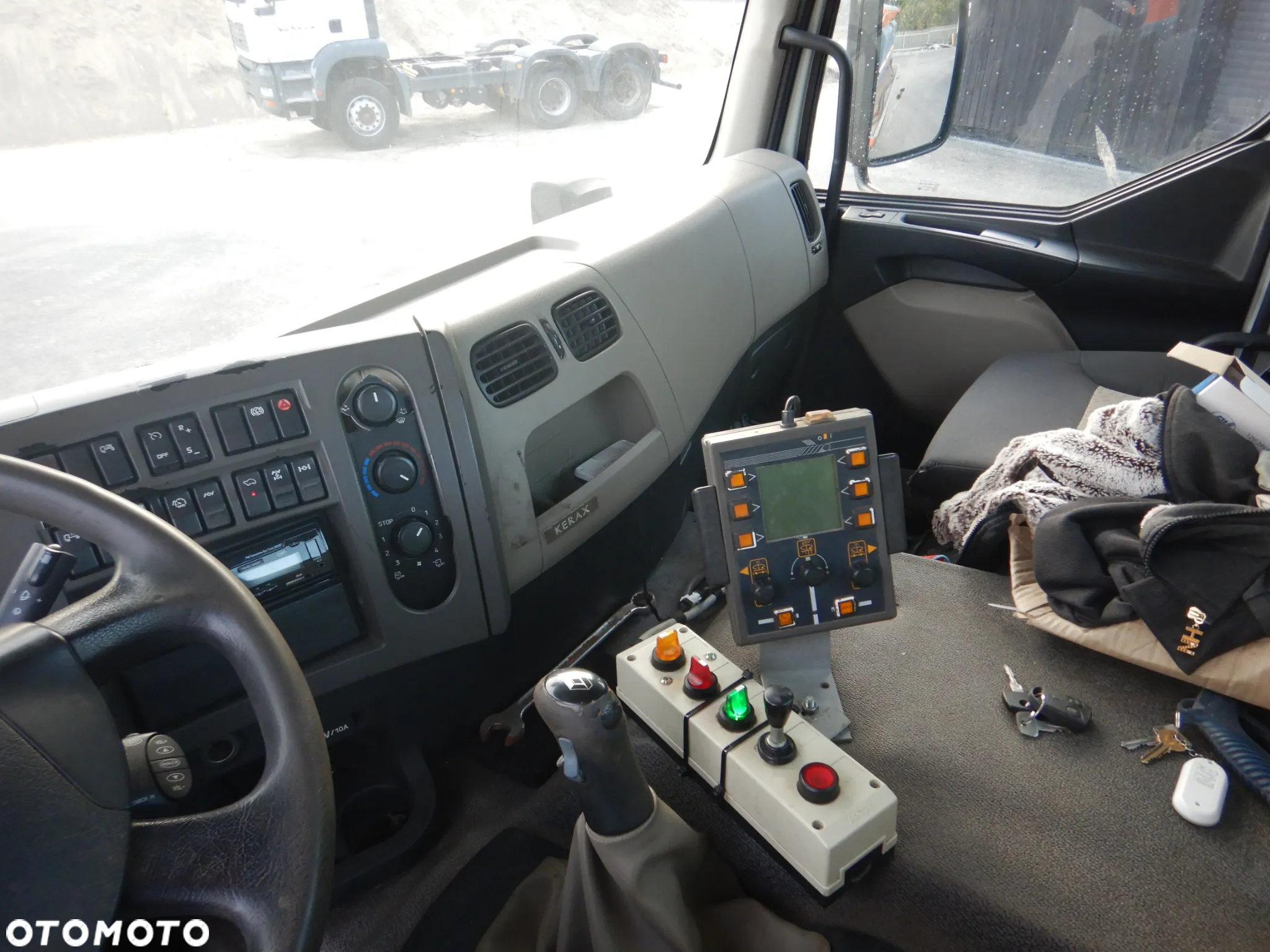 Renault KERAX 6x4 - 5