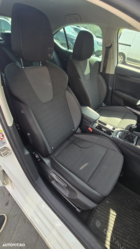 Skoda Octavia 2.0 TDI Ambition - 11