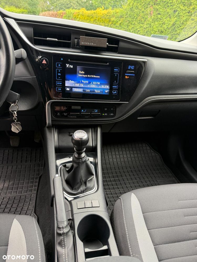Toyota Auris - 6