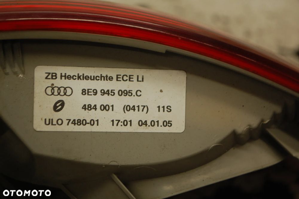 LAMPA PRAWY  TYŁ TYLNA PRAWA W BŁOTNIK AUDI A4 B7 KOMBI  8E9945096C - 7
