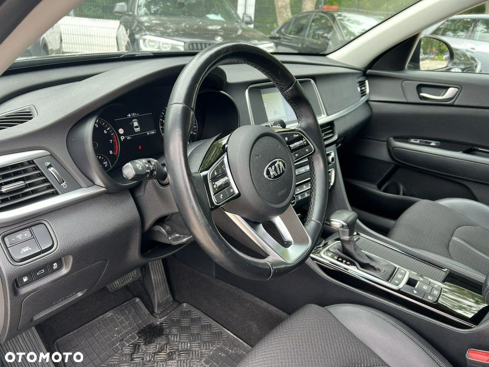 Kia Optima - 17