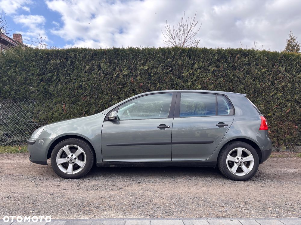 Volkswagen Golf 1.6 Trendline - 2
