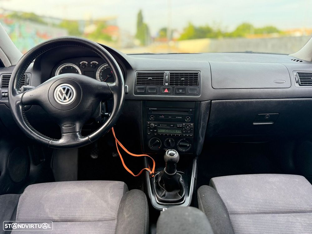 VW Golf 1.4i 25 Anos - 7