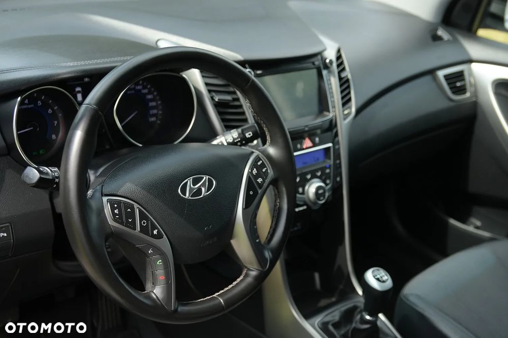 Hyundai i30 1.6 GDI Premium - 23