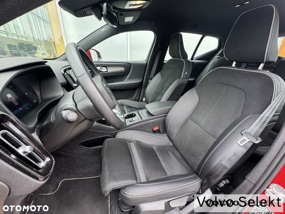 Volvo XC 40 - 31