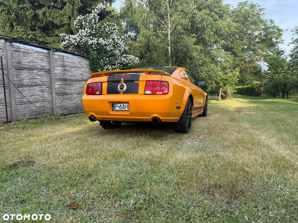 Ford Mustang 4.6 V8 GT - 2