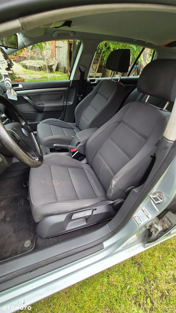 Volkswagen Golf V 1.9 TDI Comfortline - 12