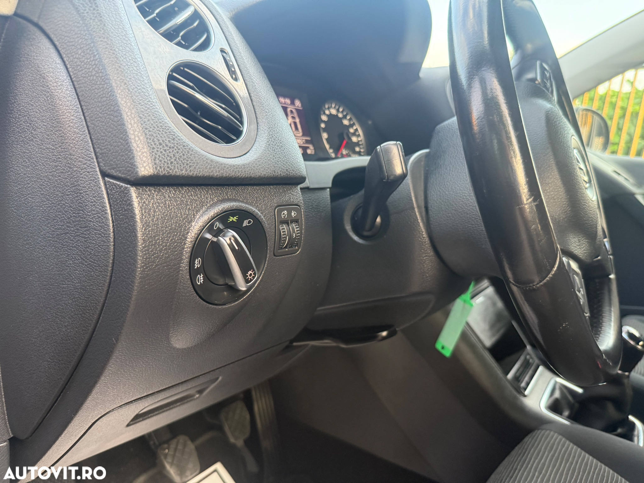 Volkswagen Tiguan 1.4 TSI BlueMotion Technology Sport & Style - 25