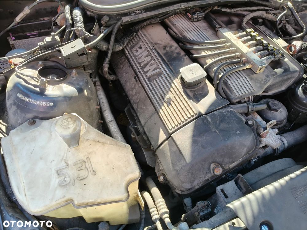 BMW Seria 3 320i - 11