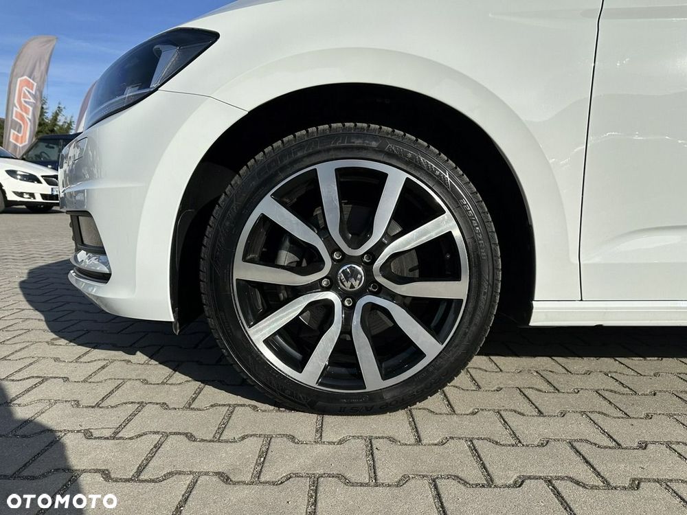 Volkswagen Touran 2.0 TDI BMT Comfortline Plus DSG - 9
