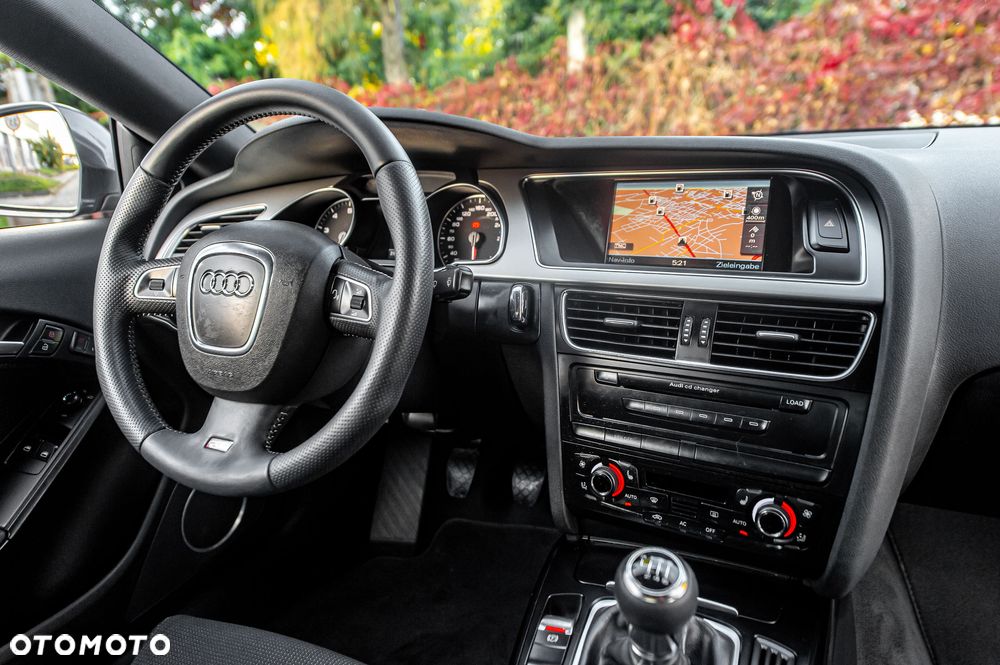 Audi A5 Coupé 3.2 FSI quattro - 29