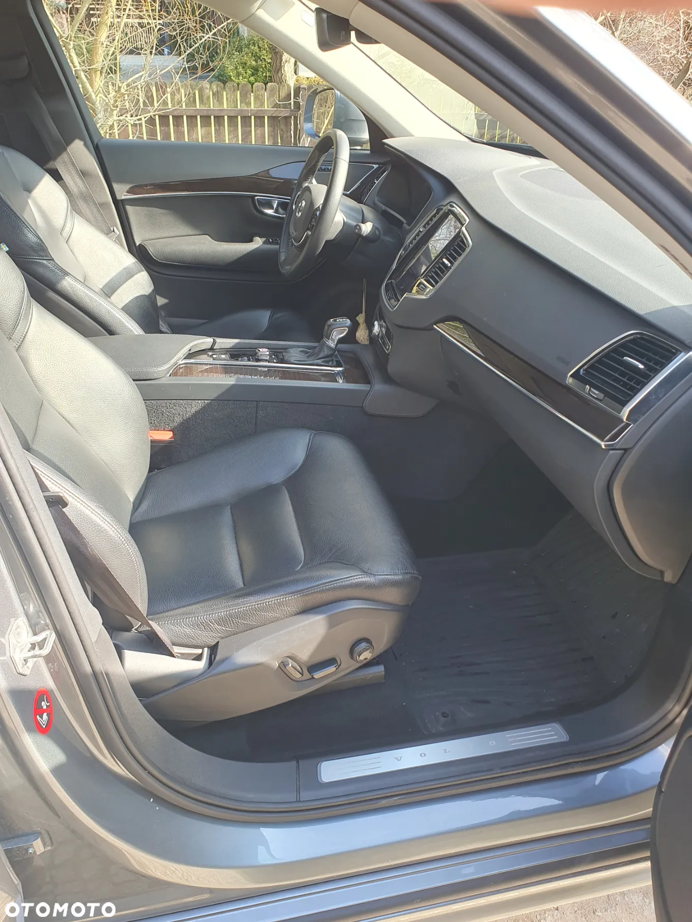 Volvo XC 90 T6 AWD Momentum 7os - 8