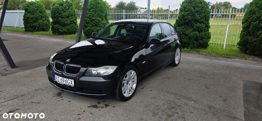BMW Seria 3 318i - 2