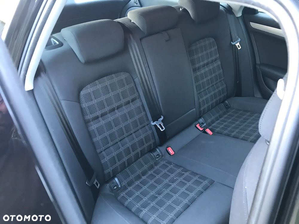 Audi A4 Avant 2.0 TDI DPF Ambition - 19