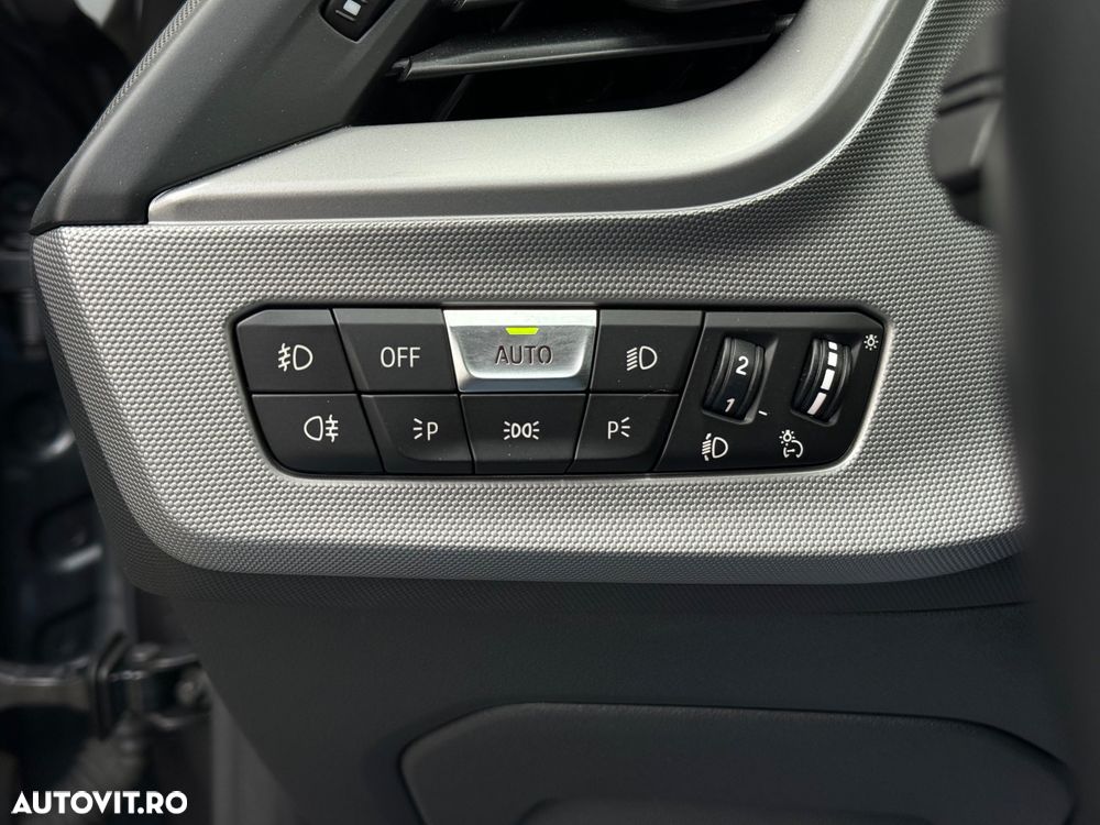 BMW Seria 1 118d Aut. Edition Metropolitan - 29