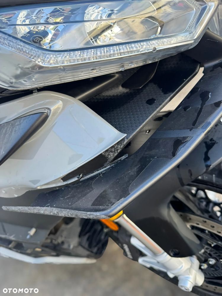 Aprilia Tuono - 22