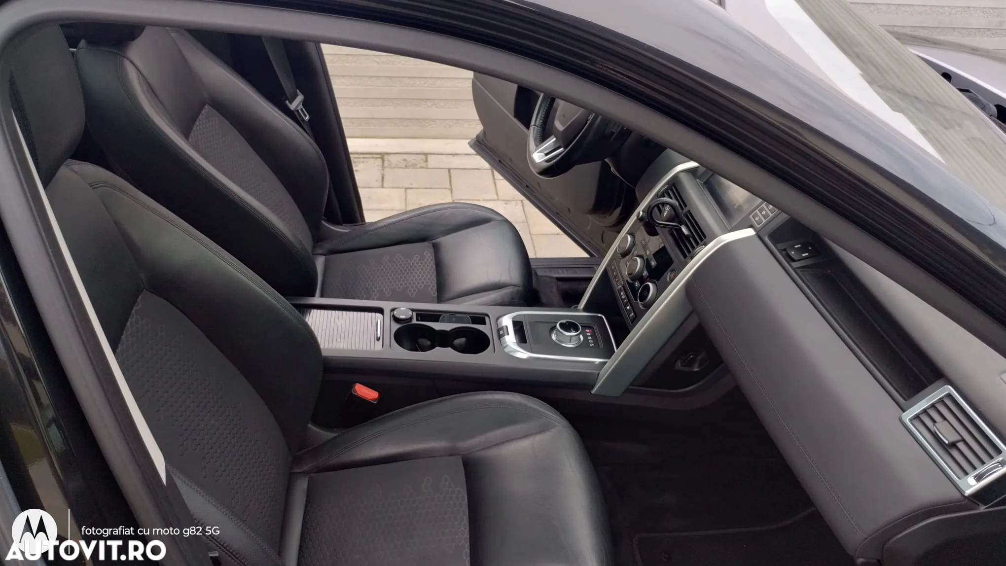 Land Rover Discovery Sport - 11