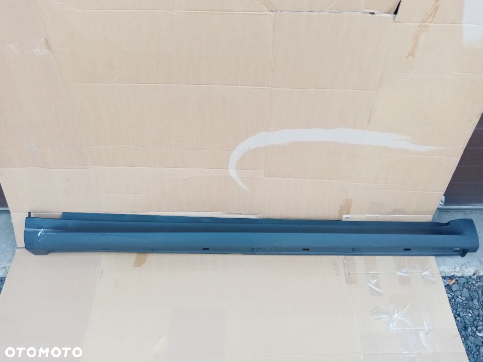 Nakładka listwa progu prawa Mercedes A-klasa W169 A1696100808 - 1