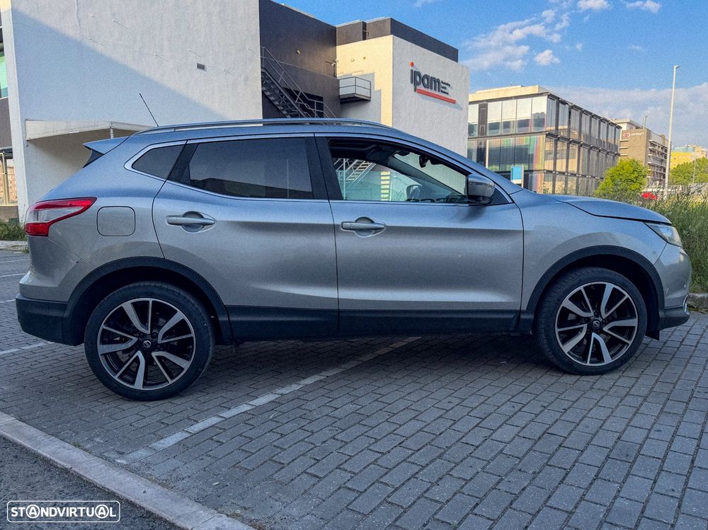 Nissan Qashqai 1.6 dCi Tekna Premium Pele S P.Preta - 5
