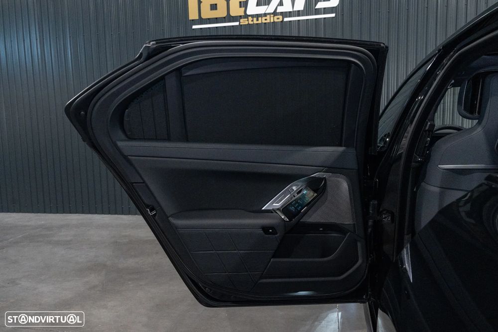 BMW 750 e xDrive - 28