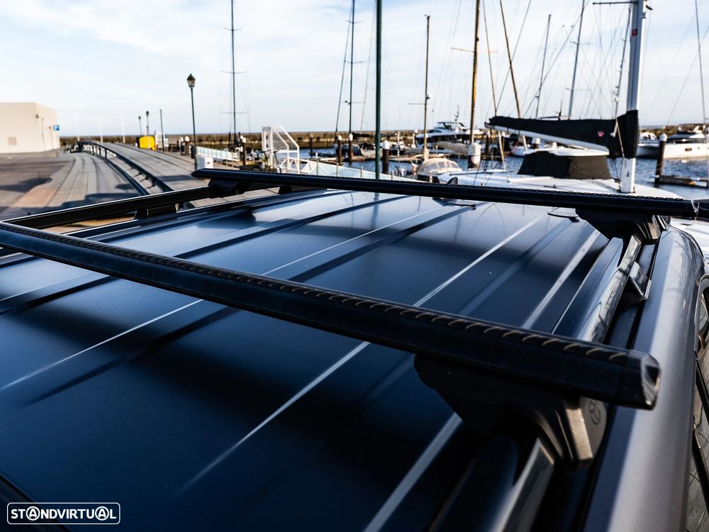 Toyota Land Cruiser - 37