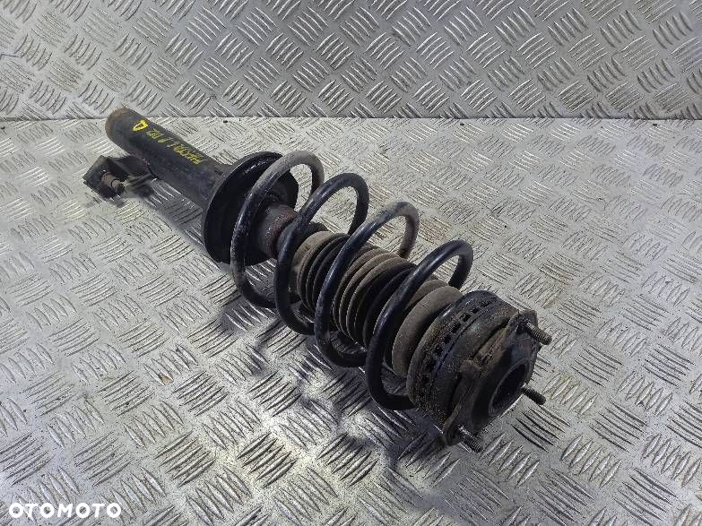 AMORTYZATOR PRAWY PRZEDNI SPRĘŻYNA FORD FIESTA MK6 - 2