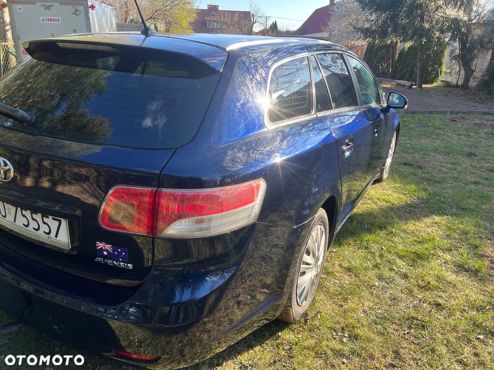 Toyota Avensis 2.0 D-4D Sol+NAVI - 6