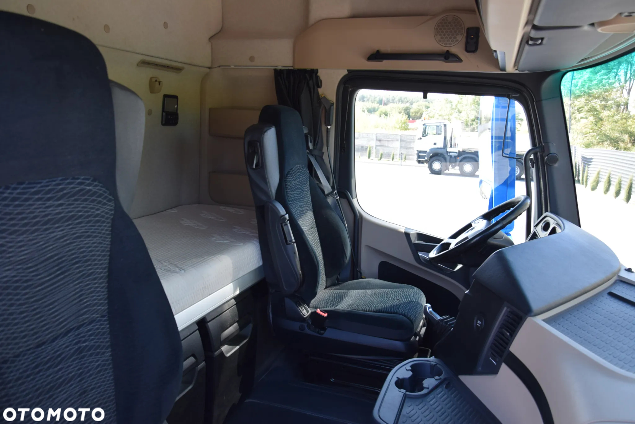 Mercedes-Benz ACTROS 1851 / EURO 6 / BIGSPACE / HYDRAULIKA / RETARDER / FULL SPILERY / SERWISOWANY / SPROWADZONY - 39