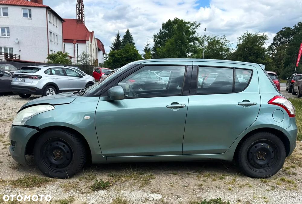 Suzuki Swift - 5