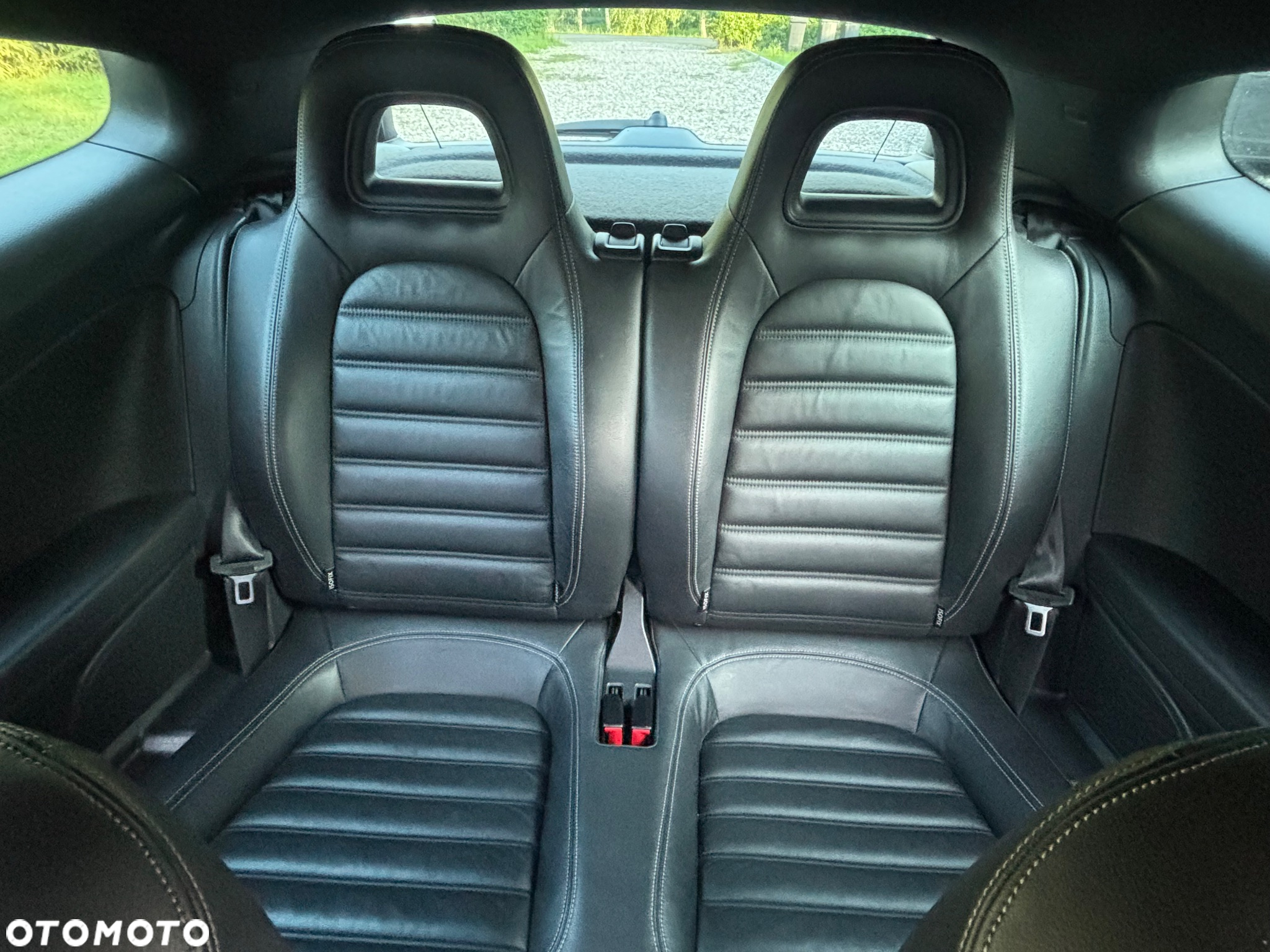 Volkswagen Scirocco 2.0 TDI DSG - 11