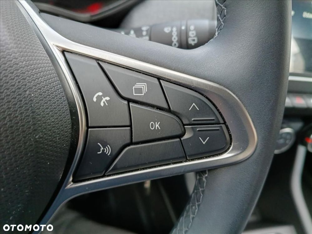Renault Clio - 26
