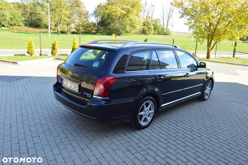 Toyota Avensis - 7
