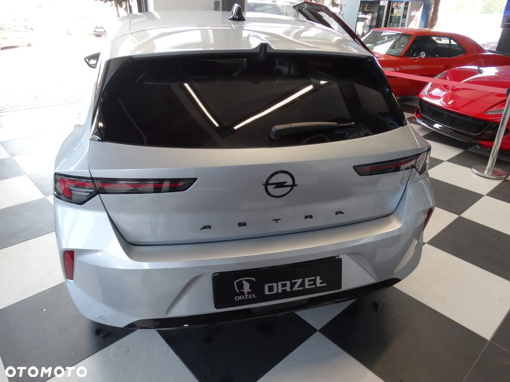 Opel Astra 1.5 D Automatik Ultimate - 13