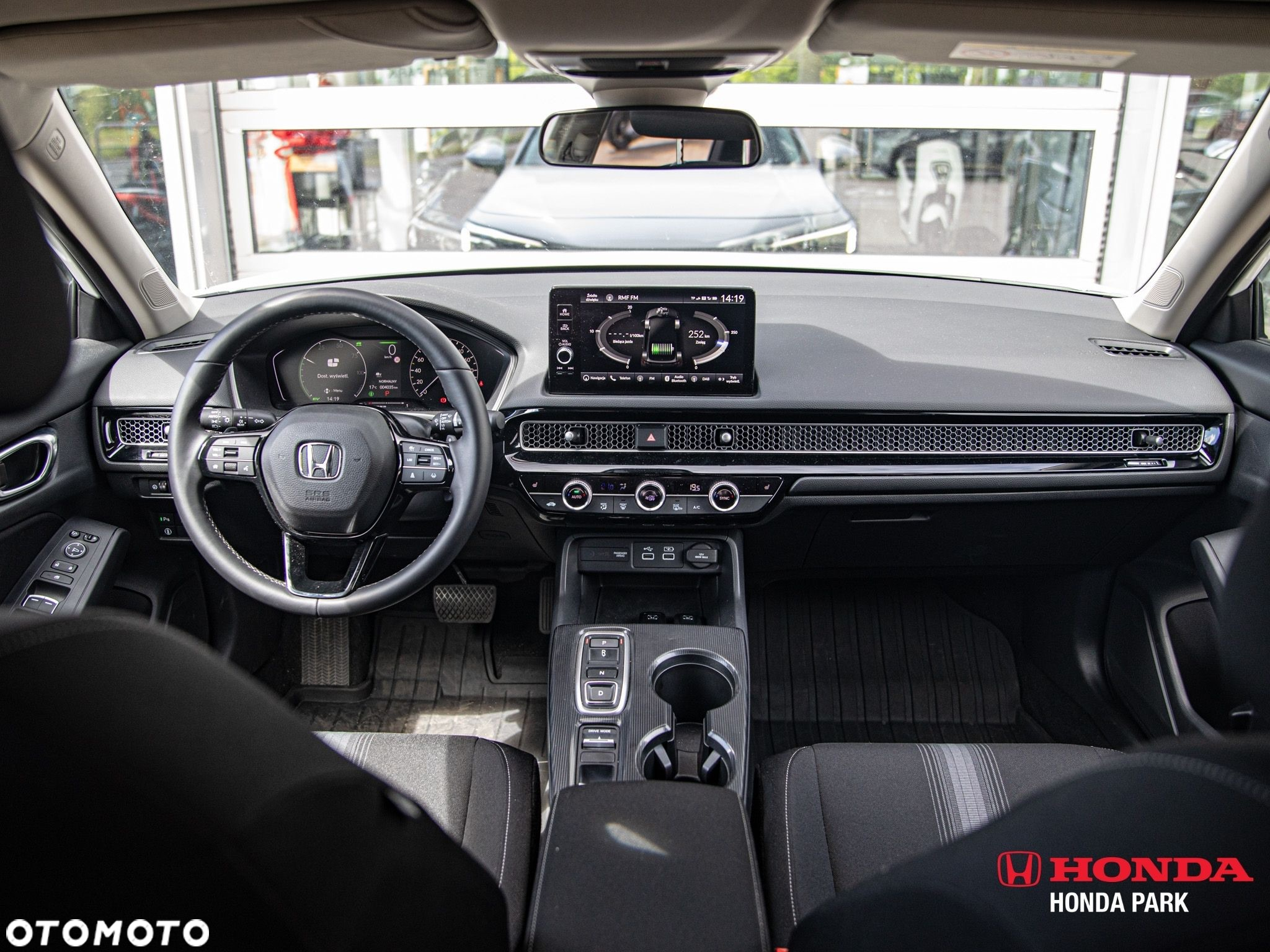 Honda Civic 2.0 i-MMD Elegance CVT - 27