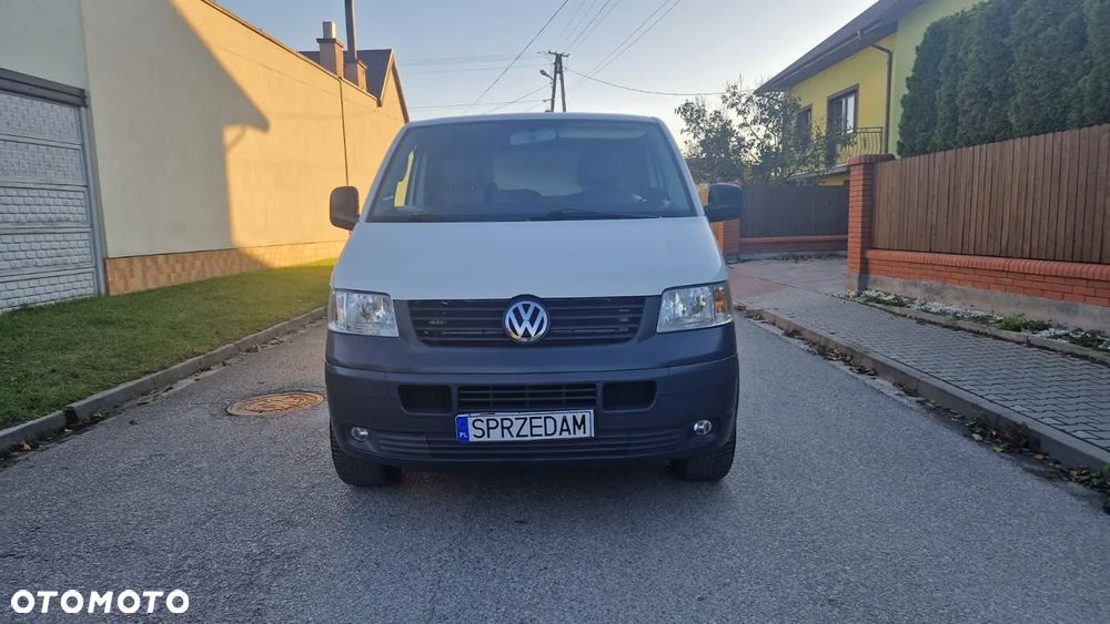Volkswagen TRANSPORTER T5 - 28