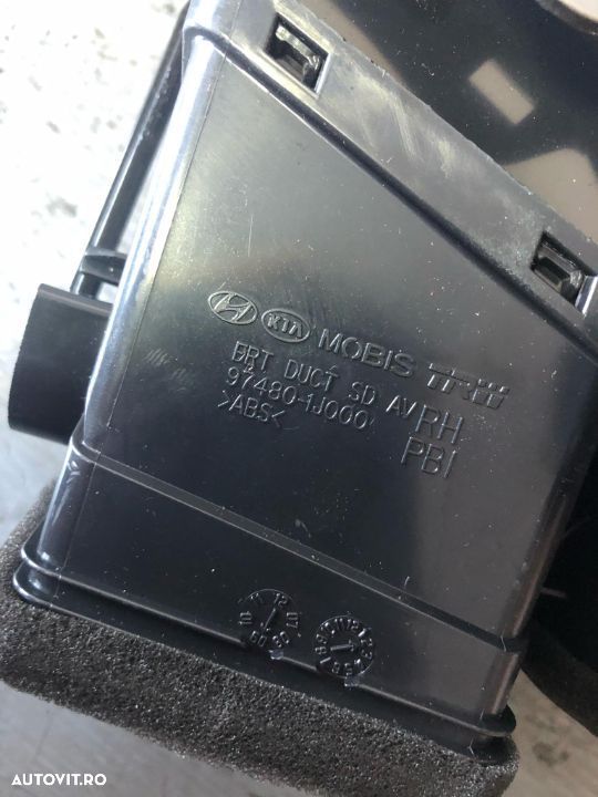 grila aerisire bord dreapta hyundai i20 - 3