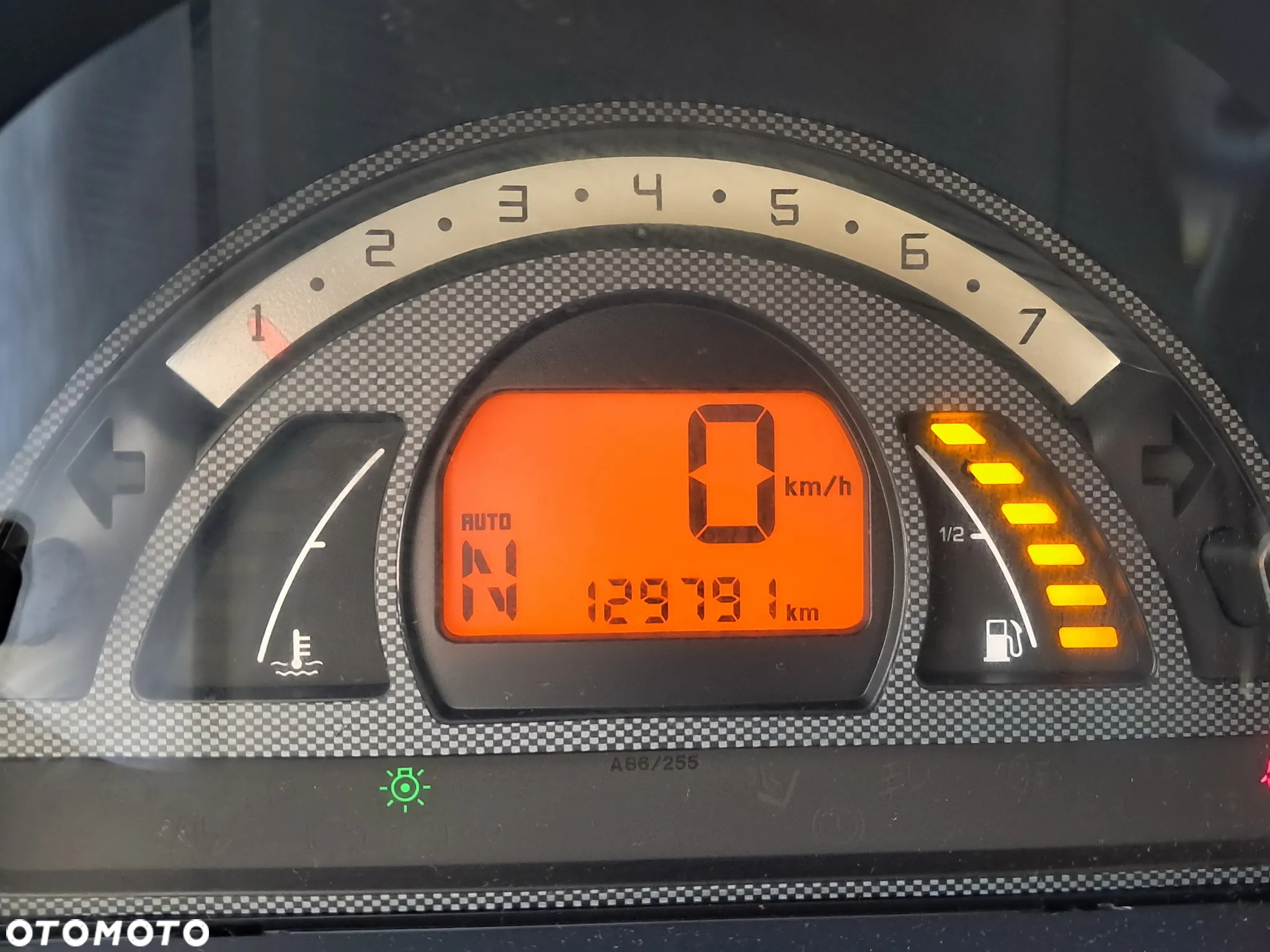 Citroën C2 1.4 Senso Drive VTR - 9