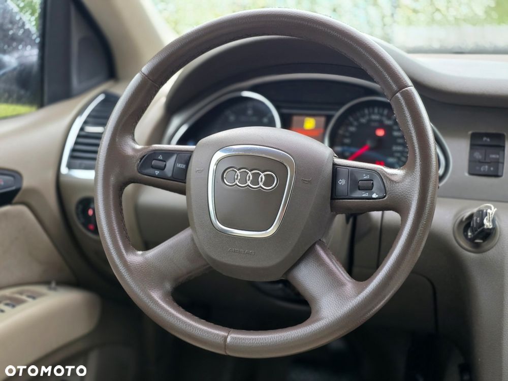 Audi Q7 3.0 TDI DPF quattro tiptronic - 23