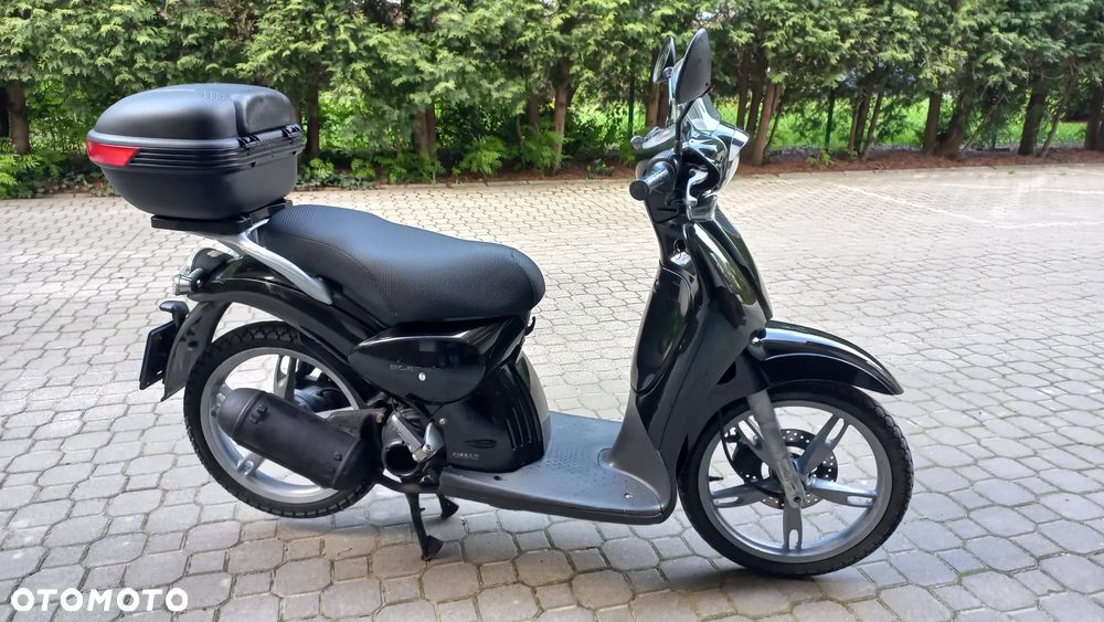 Aprilia Scarabeo - 1