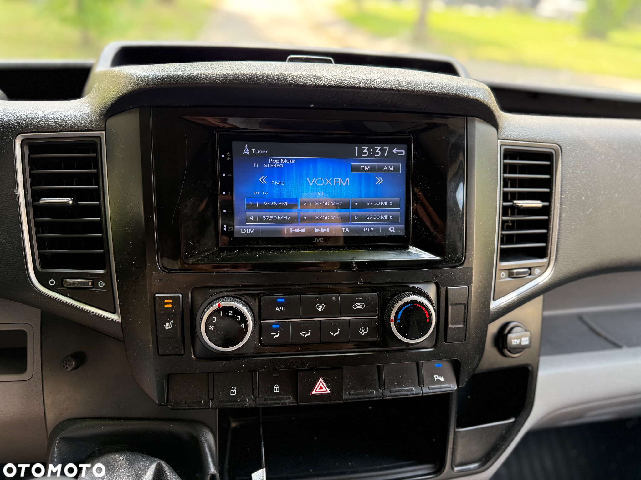 Hyundai H350 - 8