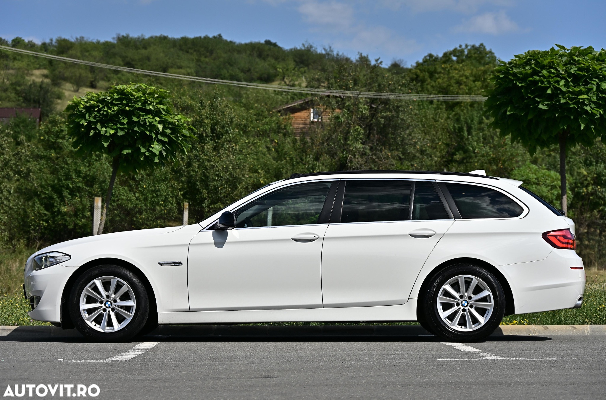 BMW Seria 5 520d - 11