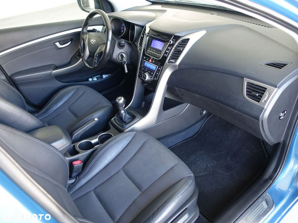 Hyundai i30 1.4 Premium - 21