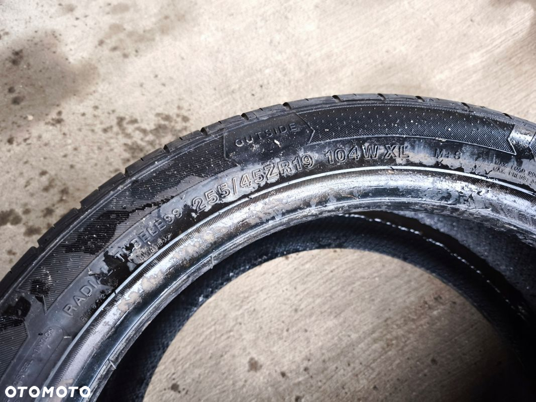 OPONA LATO GREANLANDER ENRI U08 255/45R19 104W 09/22 7MM - 4