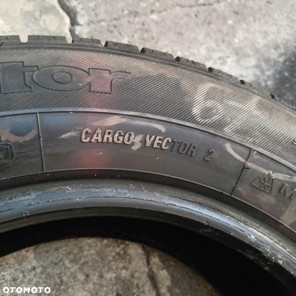 Opona 215/65/16C Goodyear Cargo Vector 2 (NF8070) - 5