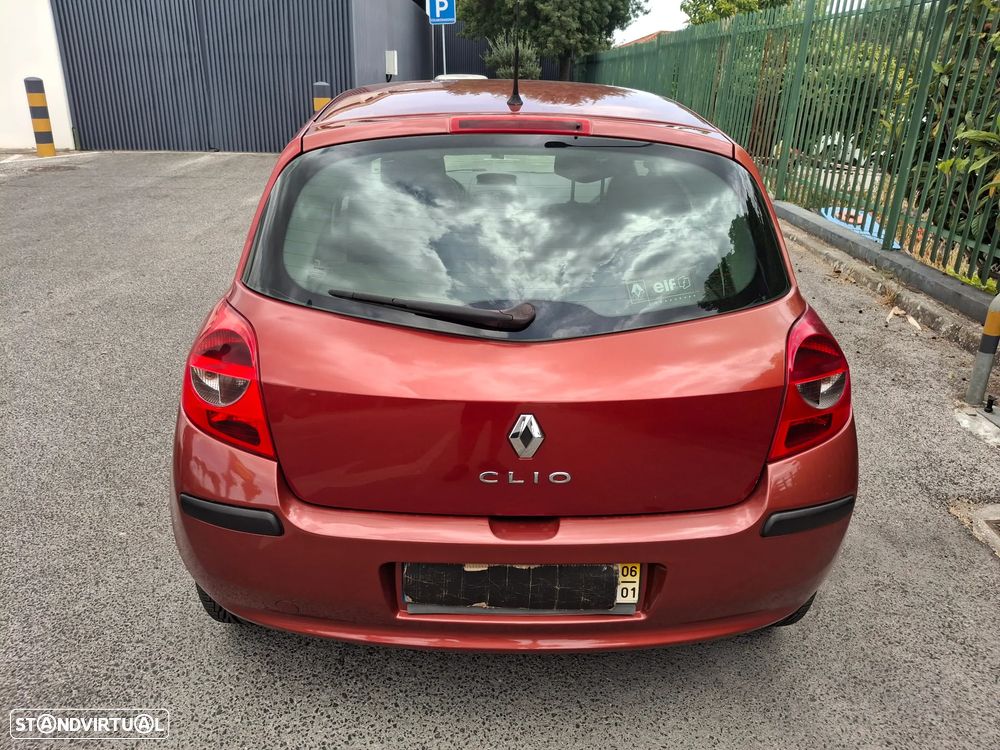 Renault Clio 1.5 dCi Confort - 5