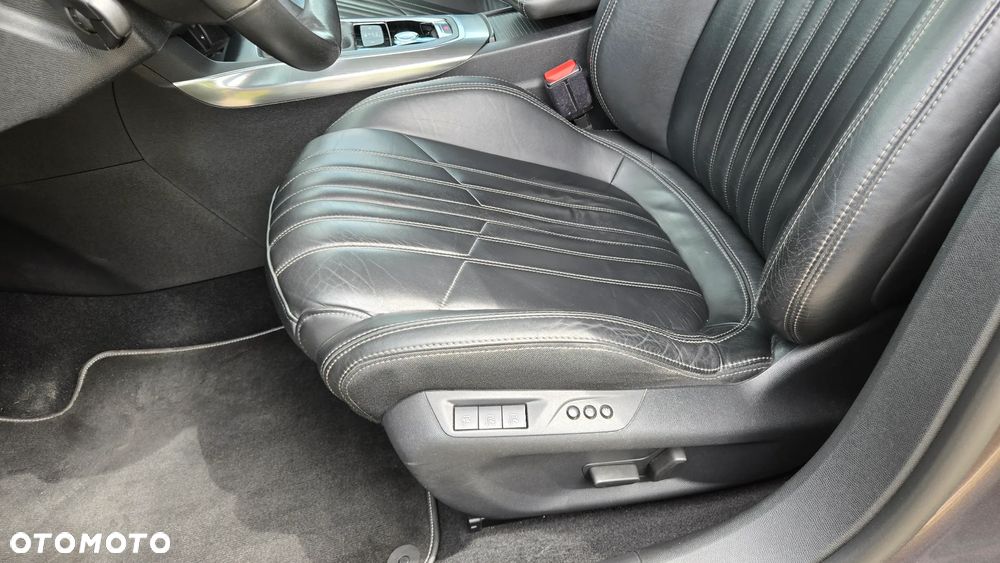 Peugeot 308 BlueHDi 150 Automatik Stop & Start Allure - 16