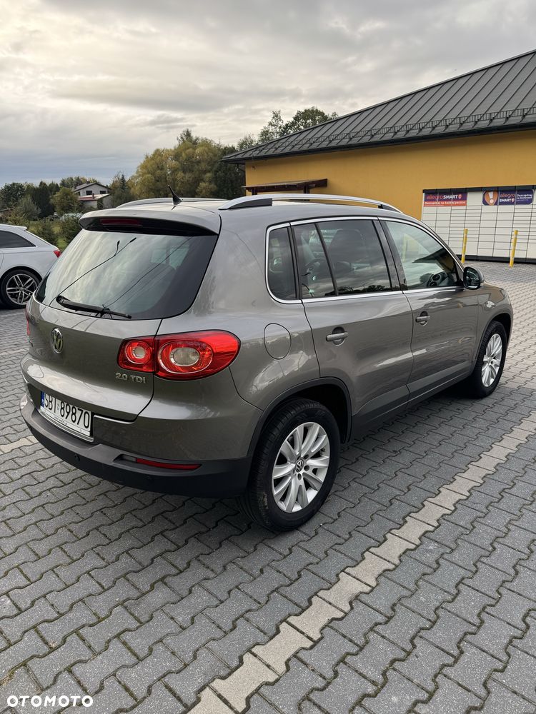Volkswagen Tiguan - 5