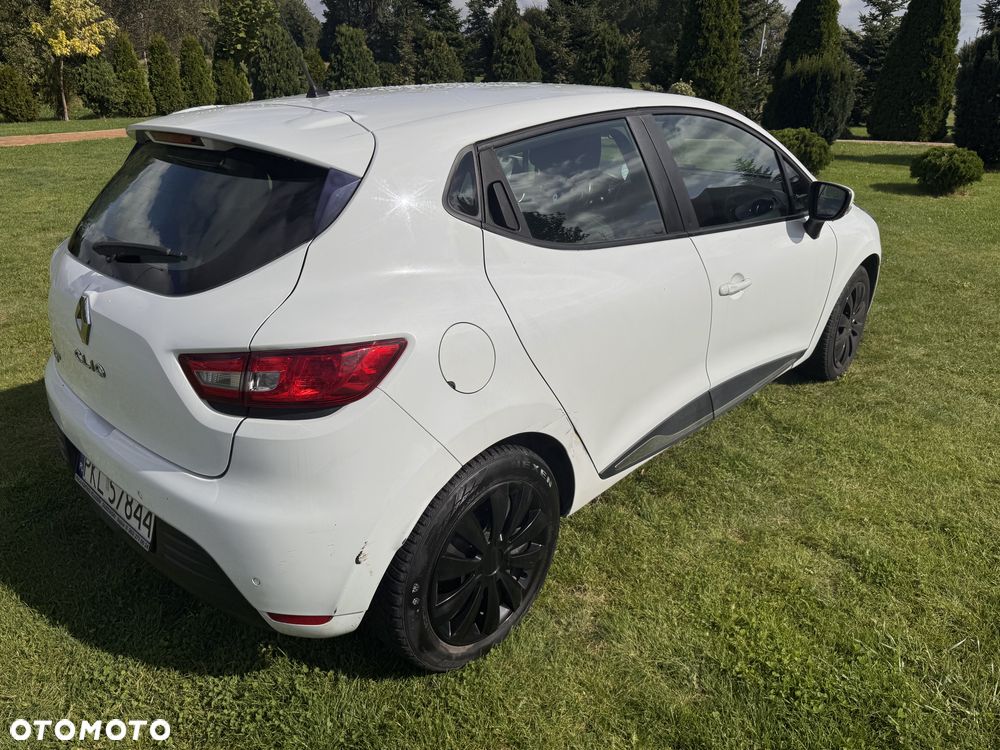 Renault Clio - 13