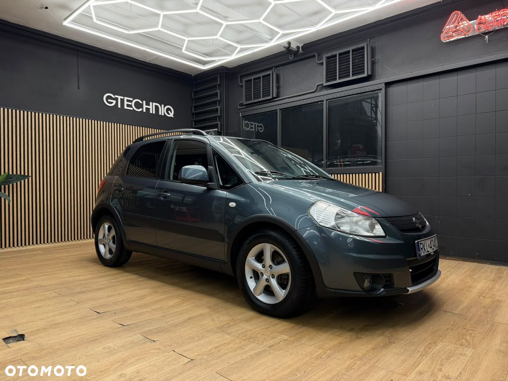 Suzuki SX4 1.6 GS / Premium - 1